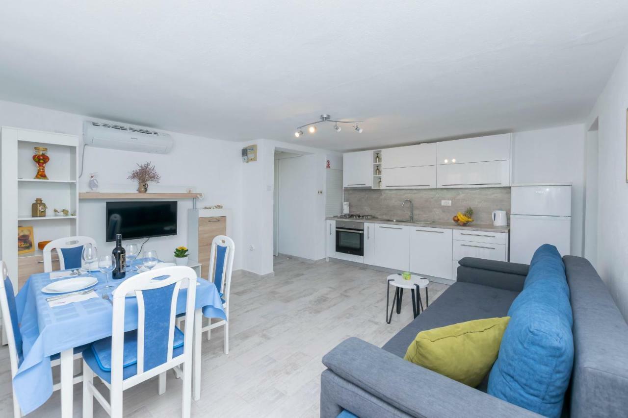 Apartment Island Dream Krapanj Exteriör bild