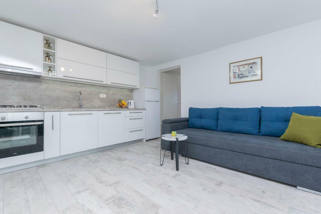 Apartment Island Dream Krapanj Exteriör bild